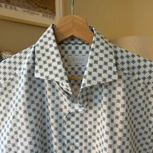 Eton Cotton / Linen Contemporary Fit  White and Blue Geometric Men's Shirt